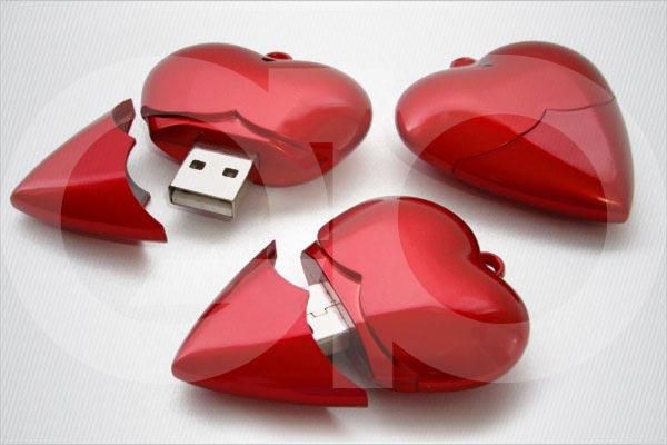 Pen Drive Coração - 10BRPDC